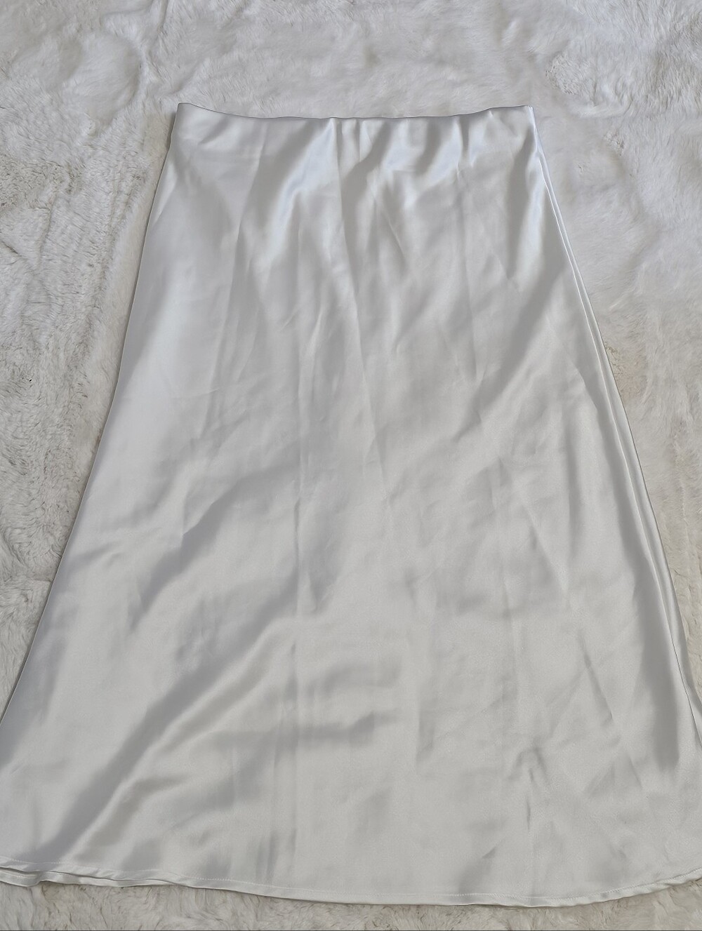 Silky White A-Line Midi Satin Skirt in L